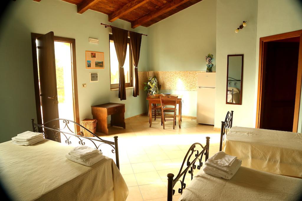 Al Grande Gelso Villa Cariati Szoba fotó
